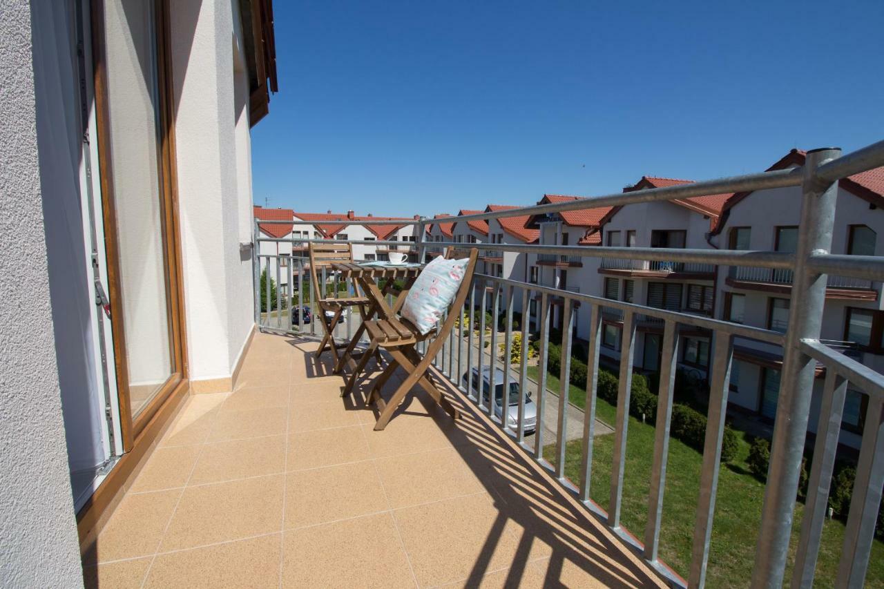Apartament Baltic Korona Apartment Darlowko Exterior photo